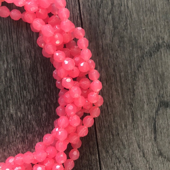 Kate Spade pink the bead goes on the necklace - Picture 3 of 9